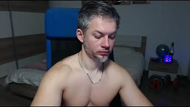Snapshot of RobbyShawz chatting on February 2025 09:10:01 PM RobbyShawz online show from February 2025 09:10:01 PM