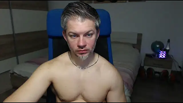Snapshot of RobbyShawz chatting on February 2025 05:44:02 AM RobbyShawz online show from February 2025 05:44:02 AM