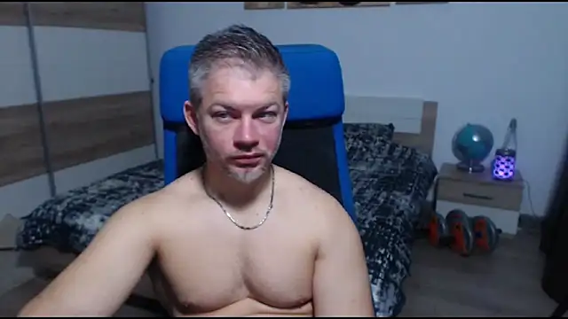 RobbyShawz online show from November 2025 05:46:01 AM