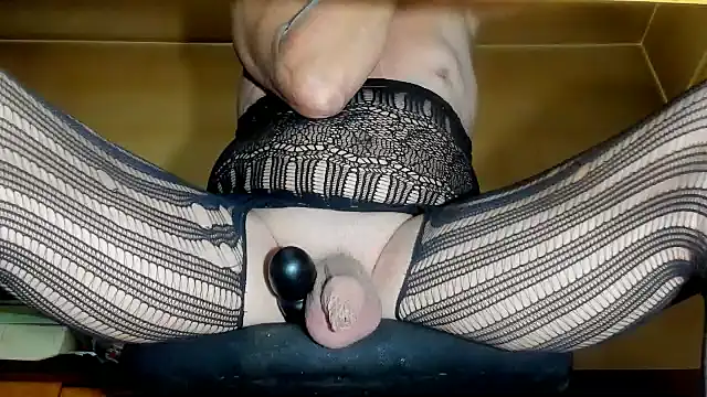 kinkyman47 online show from April 2026 06:16:01 PM