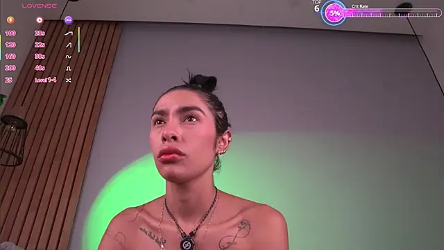 Snapshot of mia-reeves chatting on May 2026 06:47:02 PM mia-reeves online show from May 2026 06:47:02 PM
