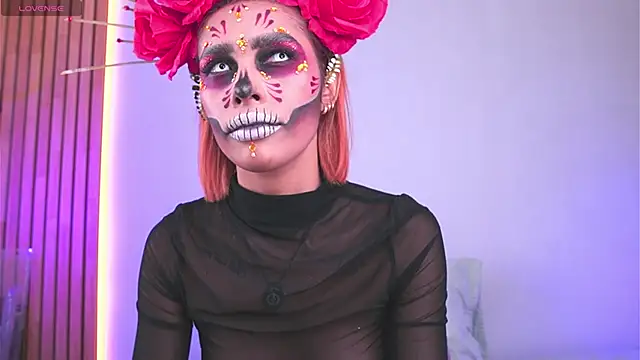 Snapshot of mia-reeves chatting on October 2025 08:49:02 PM mia-reeves online show from October 2025 08:49:02 PM