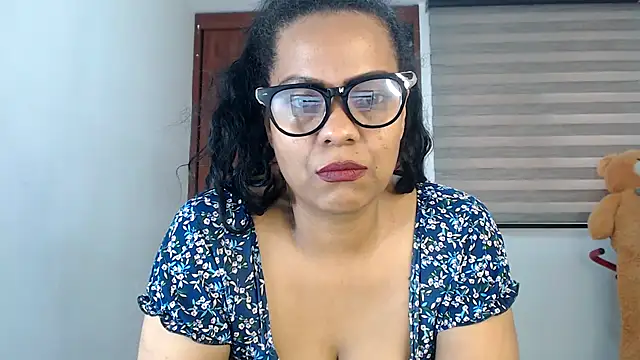 Natashariley1 online show from March 2026 04:53:01 PM