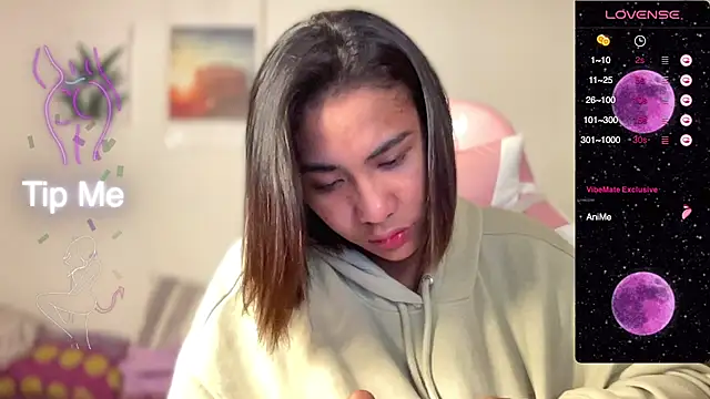 Snapshot of Alaia_Pope chatting on February 2025 05:19:02 PM Alaia Pope online show from February 2025 05:19:02 PM