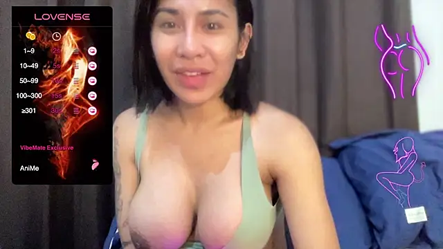 Snapshot of Alaia_Pope chatting on October 2025 07:37:01 PM Alaia Pope online show from October 2025 07:37:01 PM