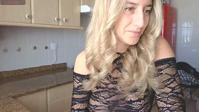 Lunamix online show from February 2026 12:40:01 PM