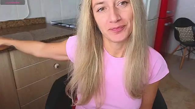 Lunamix online show from November 2025 10:49:02 AM