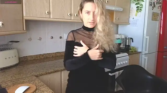 Lunamix online show from February 2026 12:15:01 PM