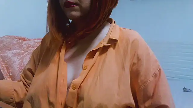 Snapshot of MashaYeah777 chatting on November 2025 06:33:01 PM MashaYeah777 online show from November 2025 06:33:01 PM