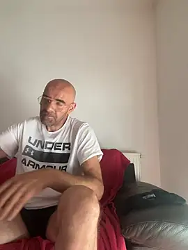 slim1976006 online show from June 2026 05:43:01 PM
