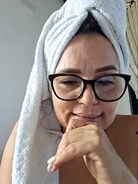 MariaPau 83 online show from May 2026 05:44:02 PM
