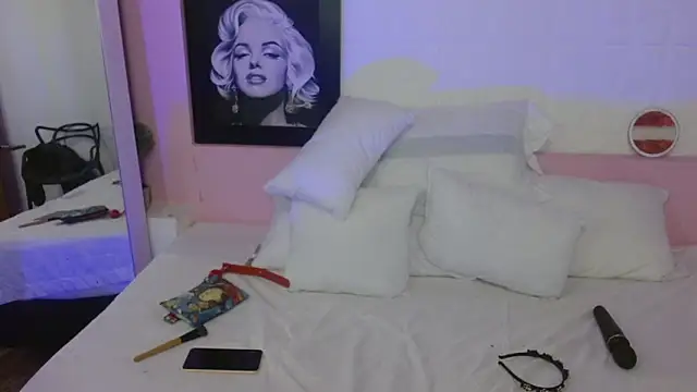 Sweetcristin online show from April 2026 12:59:02 AM