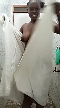 Snapshot of _cutemelania chatting on March 2025 12:00:01 PM  cutemelania online show from March 2025 12:00:01 PM