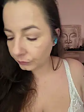 cristalines online show from April 2026 12:31:01 PM