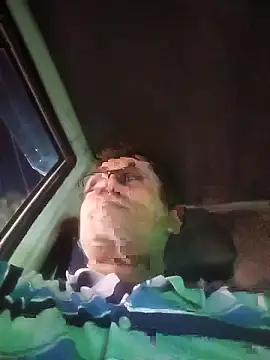 Snapshot of Royalk2030 chatting on February 2026 04:18:02 PM Royalk2030 online show from February 2026 04:18:02 PM