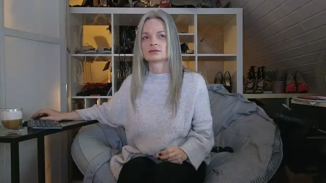 Snapshot of Sabdeluxe chatting on May 2026 03:24:02 AM Sabdeluxe online show from May 2026 03:24:02 AM