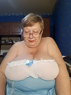 Lena Gaby online show from November 2025 07:17:01 PM