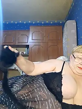 Snapshot of Lena_Gaby chatting on October 2025 03:51:02 AM Lena Gaby online show from October 2025 03:51:02 AM