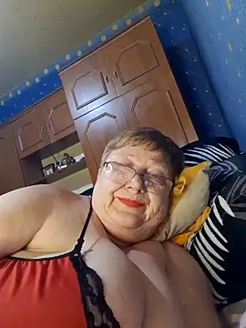 Lena Gaby online show from November 2025 04:54:01 PM