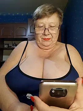 Lena Gaby online show from November 2025 07:19:01 PM