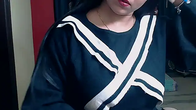 Snapshot of Naiaa-mylove chatting on December 2025 06:59:02 AM Naiaa-mylove online show from December 2025 06:59:02 AM