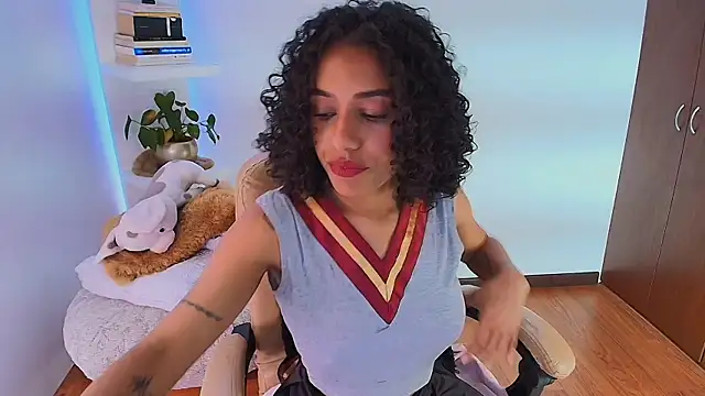 Snapshot of Belkaj chatting on February 2025 08:09:01 PM Belkaj online show from February 2025 08:09:01 PM