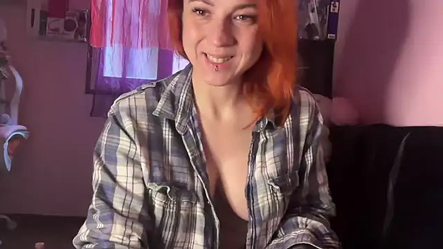 Snapshot of Nikky_Divine chatting on February 2026 07:37:02 AM Nikky Divine online show from February 2026 07:37:02 AM