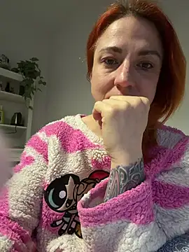 Nikky Divine online show from April 2026 05:20:06 AM