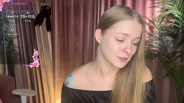 Snapshot of 01_lili_01 chatting on September 2025 10:59:02 AM 01 lili 01 online show from September 2025 10:59:02 AM