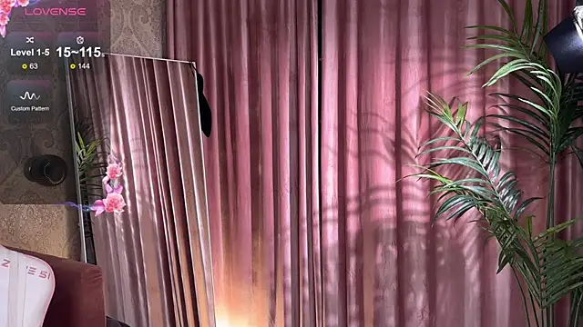 Snapshot of 01_lili_01 chatting on September 2025 10:53:01 AM 01 lili 01 online show from September 2025 10:53:01 AM