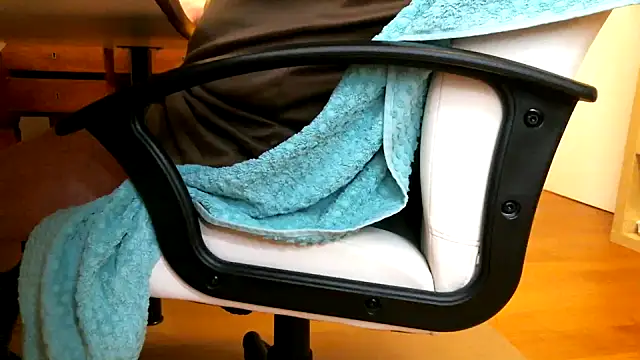 leccaleccafiga online show from March 2026 11:27:01 AM