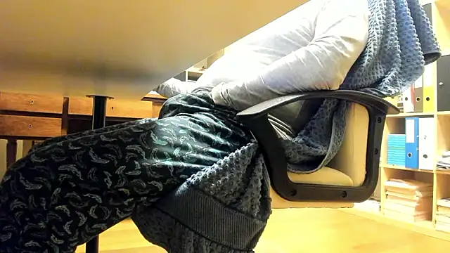 leccaleccafiga online show from November 2025 10:24:01 PM