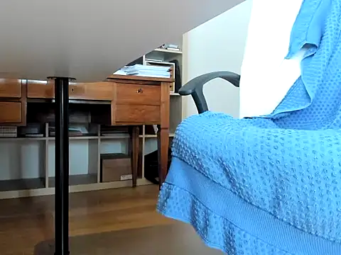 leccaleccafiga online show from November 2025 04:12:01 PM