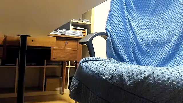 leccaleccafiga online show from November 2025 09:30:01 PM