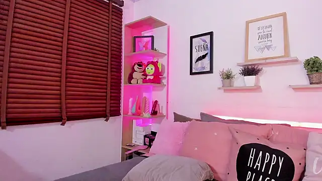 Nata Villalobos online show from February 2026 02:09:01 AM