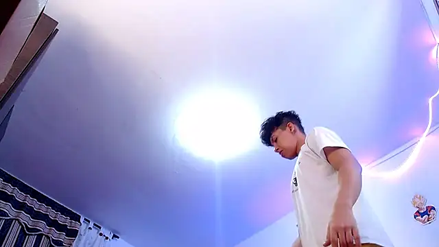 Snapshot of littleyork chatting on September 2025 10:33:01 AM littleyork online show from September 2025 10:33:01 AM