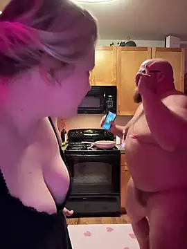 PiggyRose online show from January 2026 11:44:02 PM