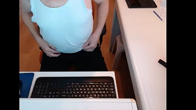 Snapshot of dutchpornking chatting on December 2025 08:53:01 AM dutchpornking online show from December 2025 08:53:01 AM