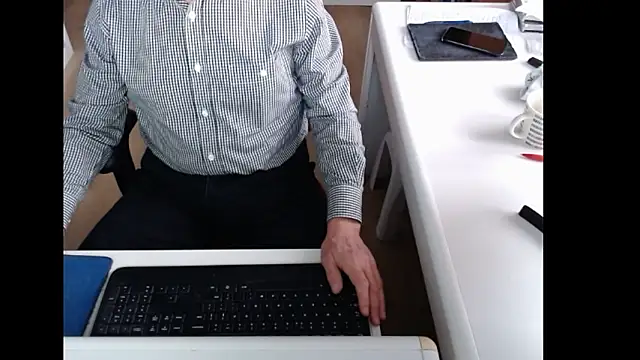 Snapshot of dutchpornking chatting on February 2026 08:02:02 AM dutchpornking online show from February 2026 08:02:02 AM