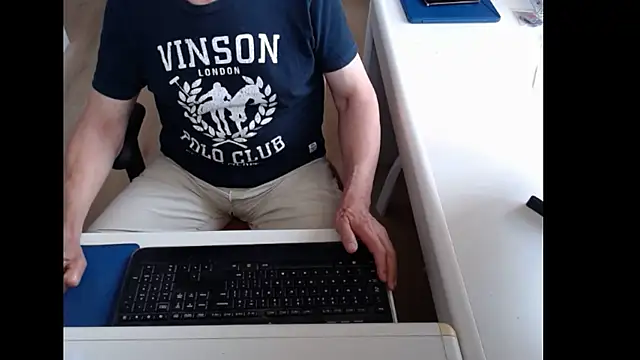 dutchpornking online show from June 2026 08:14:02 AM