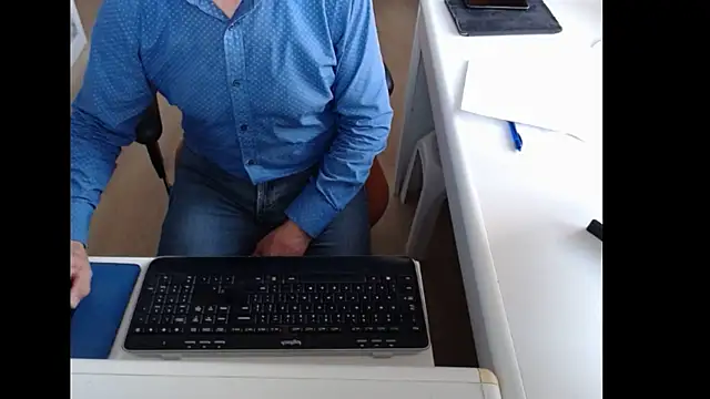 Snapshot of dutchpornking chatting on September 2025 07:31:01 AM dutchpornking online show from September 2025 07:31:01 AM