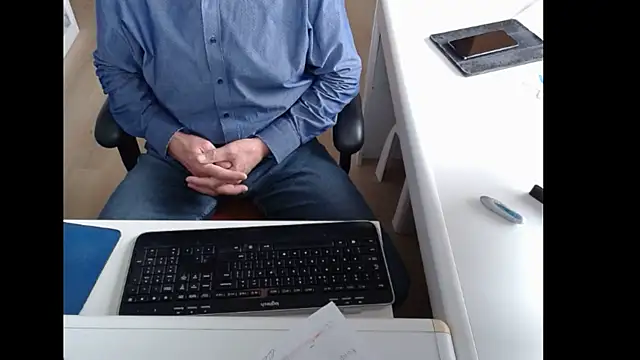 Snapshot of dutchpornking chatting on September 2025 08:19:02 AM dutchpornking online show from September 2025 08:19:02 AM