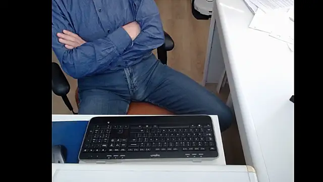 Snapshot of dutchpornking chatting on March 2025 03:22:02 PM dutchpornking online show from March 2025 03:22:02 PM