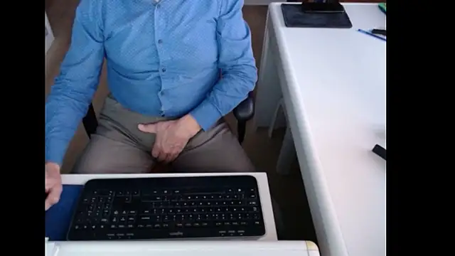 Snapshot of dutchpornking chatting on November 2025 07:53:02 AM dutchpornking online show from November 2025 07:53:02 AM