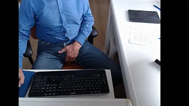 Snapshot of dutchpornking chatting on September 2025 08:46:02 AM dutchpornking online show from September 2025 08:46:02 AM