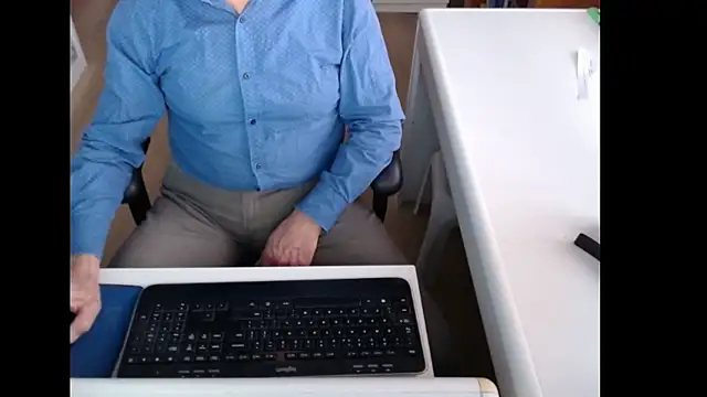 Snapshot of dutchpornking chatting on December 2025 09:14:01 AM dutchpornking online show from December 2025 09:14:01 AM