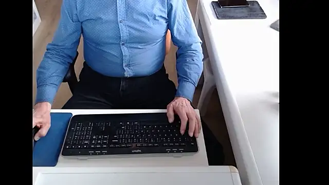 dutchpornking online show from March 2026 07:20:02 AM