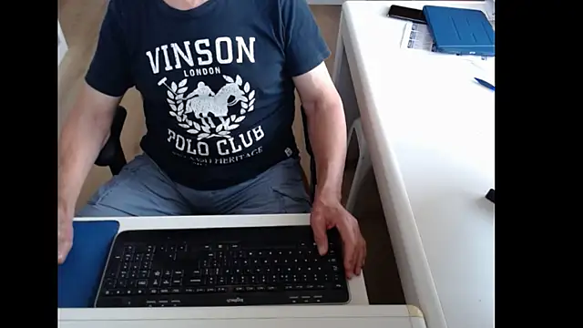 dutchpornking online show from June 2026 06:30:01 AM