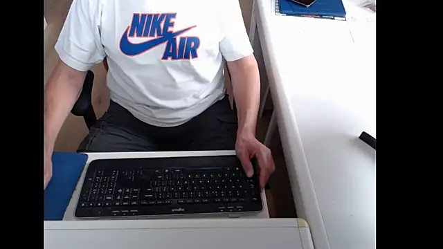 dutchpornking online show from July 2026 06:05:01 AM