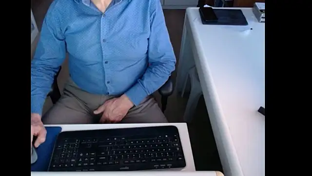 Snapshot of dutchpornking chatting on January 2026 08:07:02 AM dutchpornking online show from January 2026 08:07:02 AM